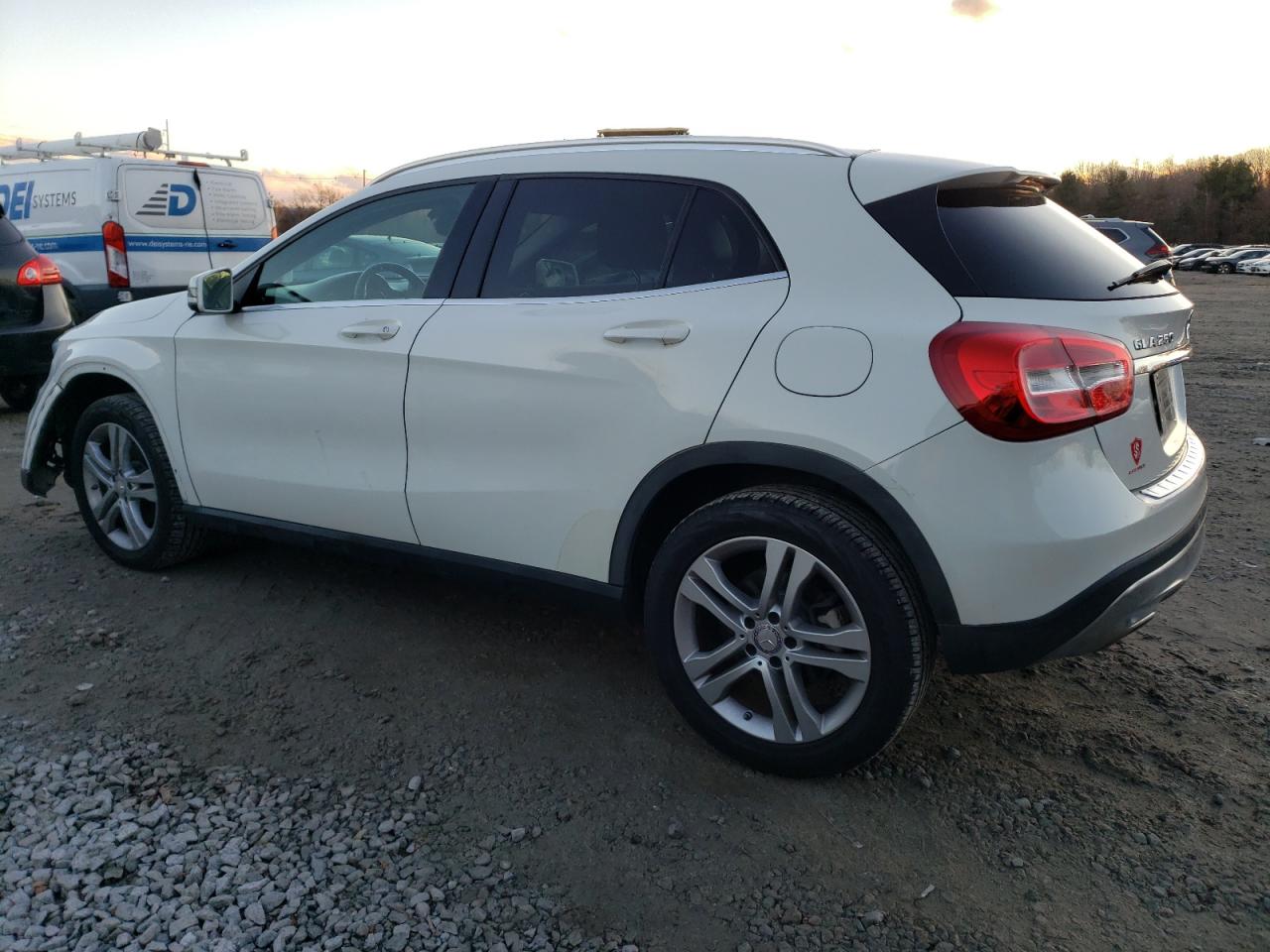 Изображение 2 2015 MERCEDES-BENZ GLA 250 4MATIC 2015 с VIN WDCTG4GBXFJ116813
