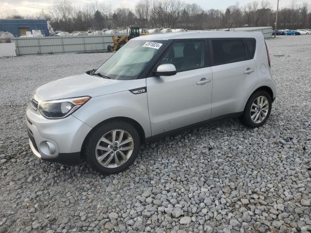 Изображение 1 2017 KIA SOUL + 2017 с VIN KNDJP3A5XH7443934