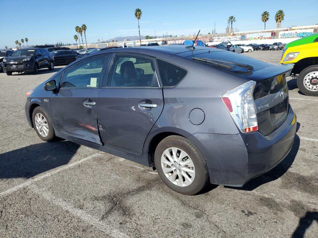 Image 2 of 2012 TOYOTA PRIUS PLUG-IN  2012 with VIN JTDKN3DP4C3016630