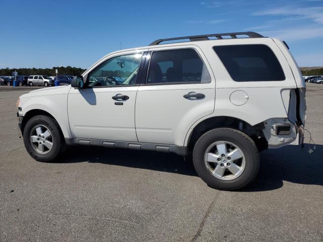 Image 2 of 2009 FORD ESCAPE XLT 2009 with VIN 1FMCU03789KA44593