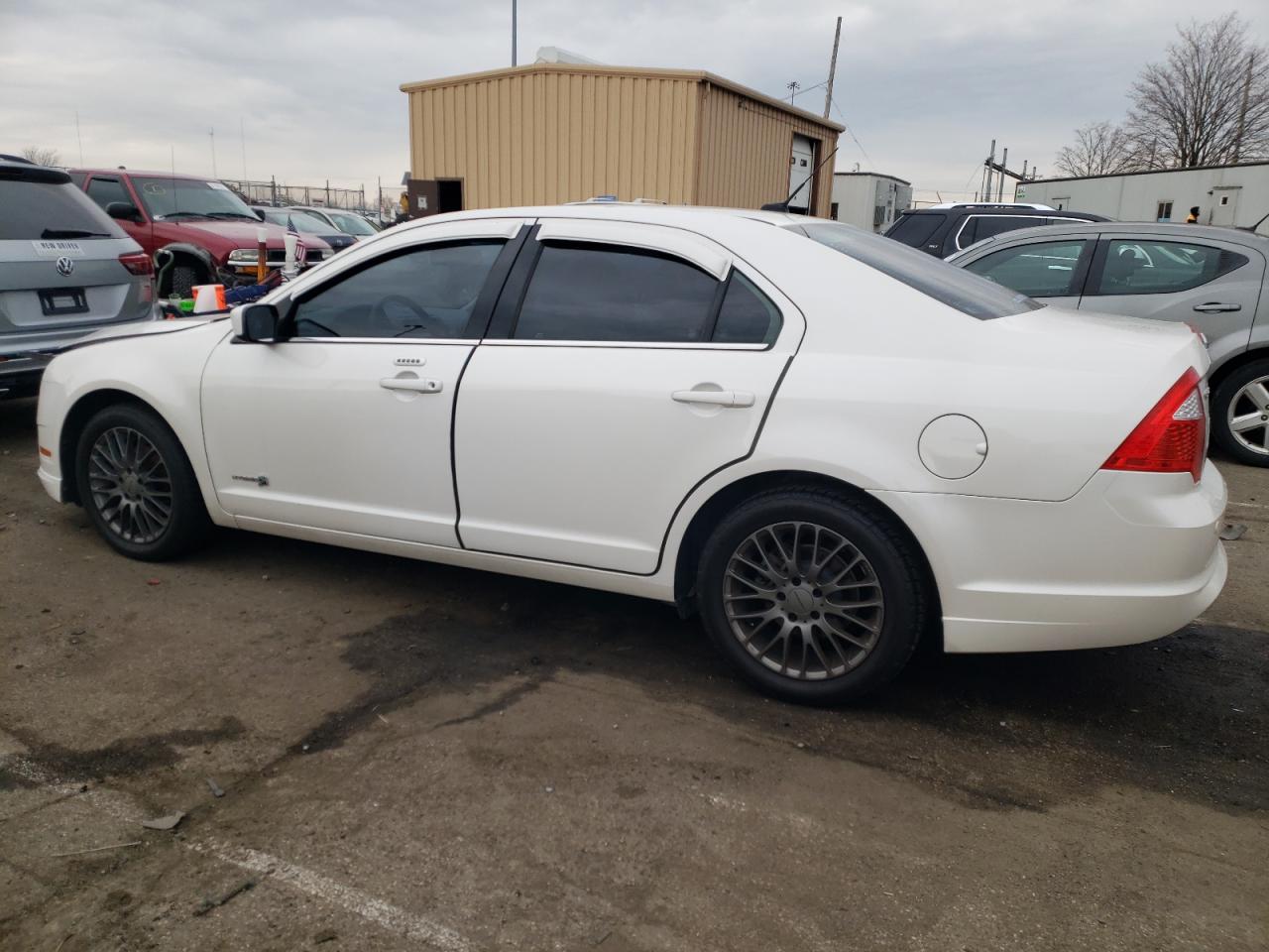 Изображение 2 2010 FORD FUSION HYBRID 2010 с VIN 3FADP0L31AR200069
