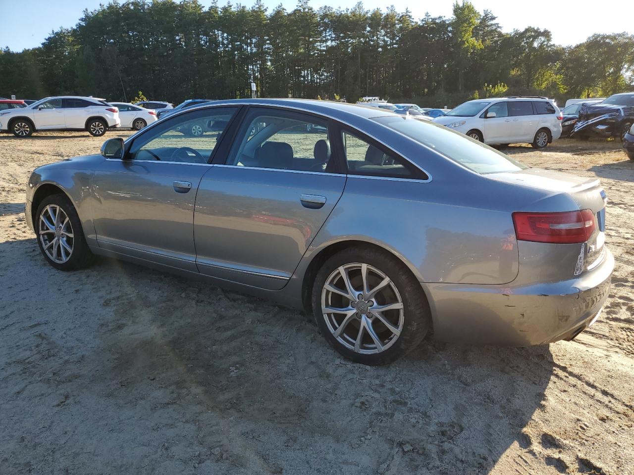 Изображение 2 Audi A6 Premium Plus 2011 с VIN WAUFGAFB9BN024613