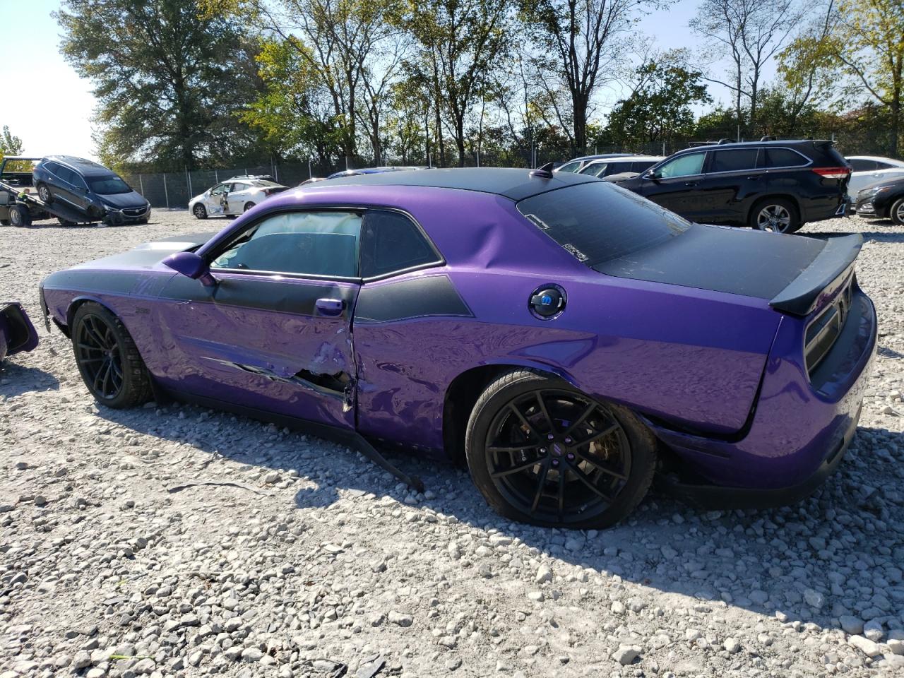Image 2 of 2019 DODGE CHALLENGER R/T SCAT PACK 2019 with VIN 2C3CDZFJ7KH574331