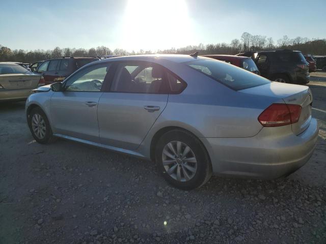 Изображение 2 2015 VOLKSWAGEN PASSAT S 2015 с VIN 1VWAT7A39FC020541