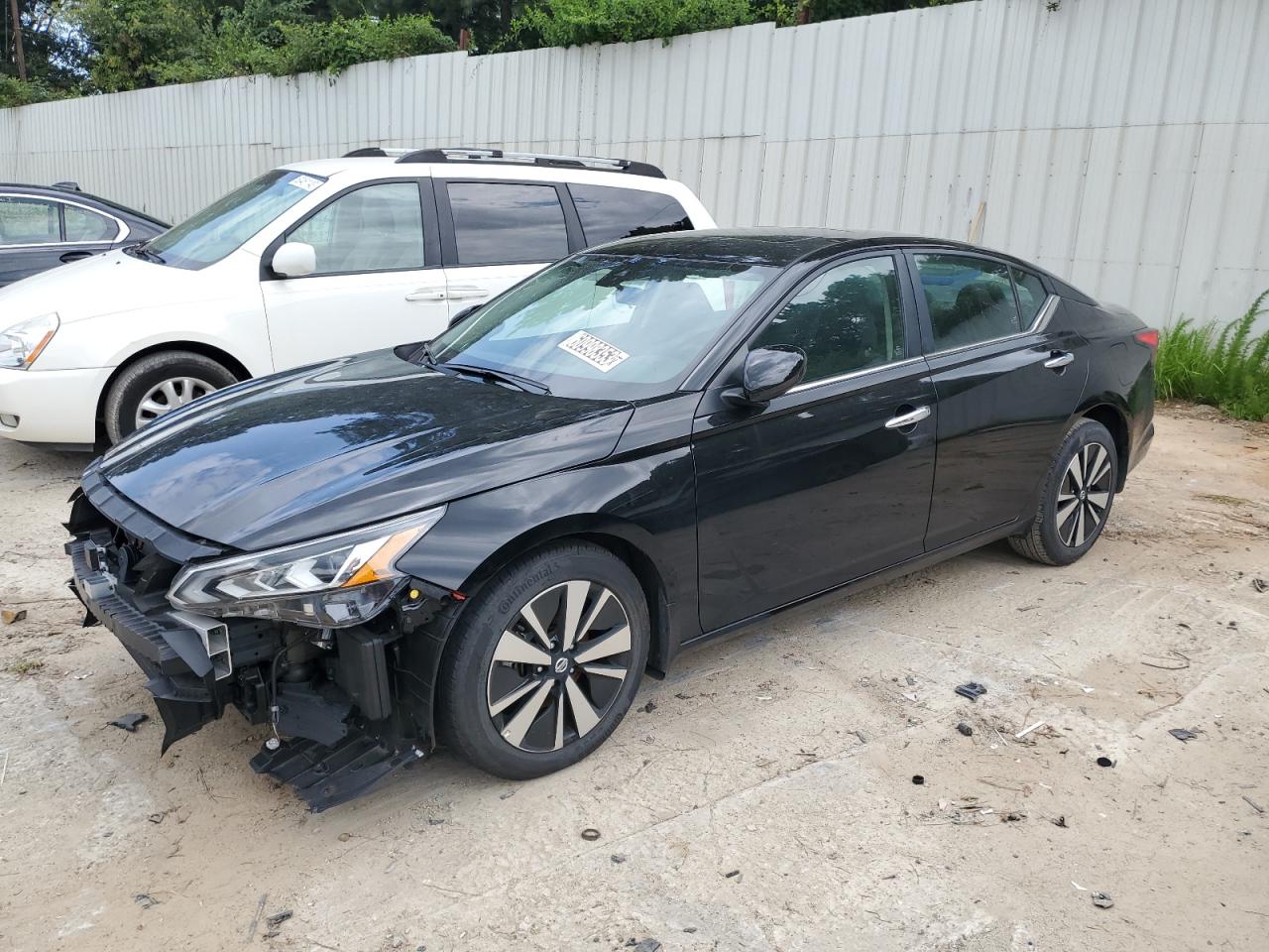 Image 1 of 2022 NISSAN ALTIMA SV 2022 with VIN 1N4BL4DV1NN408147