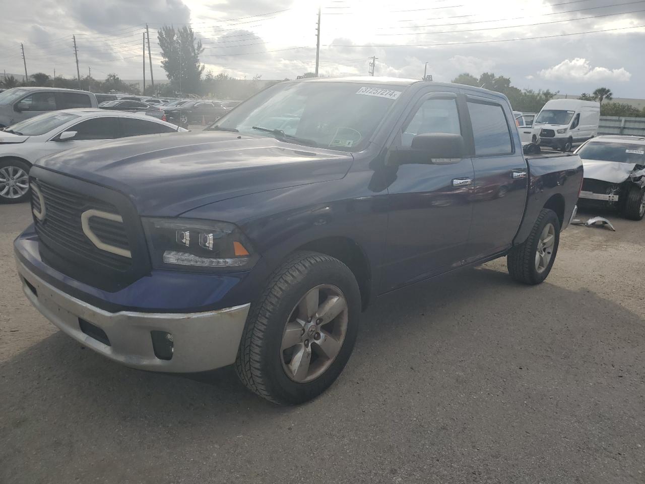 Изображение 1 2013 RAM 1500 SLT 2013 с VIN 1C6RR7LT7DS682615