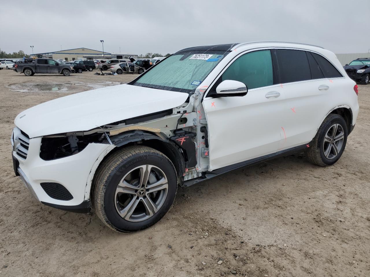 Image 1 of 2018 MERCEDES-BENZ GLC 300 2018 with VIN WDC0G4JB2JV079205