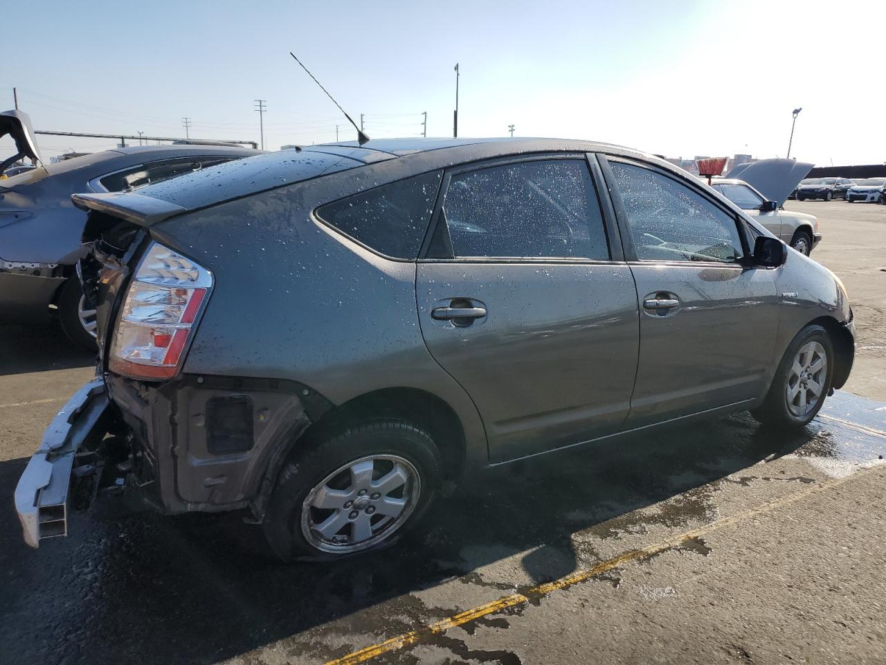 Image 3 of 2007 TOYOTA PRIUS  2007 with VIN JTDKB20U073218689