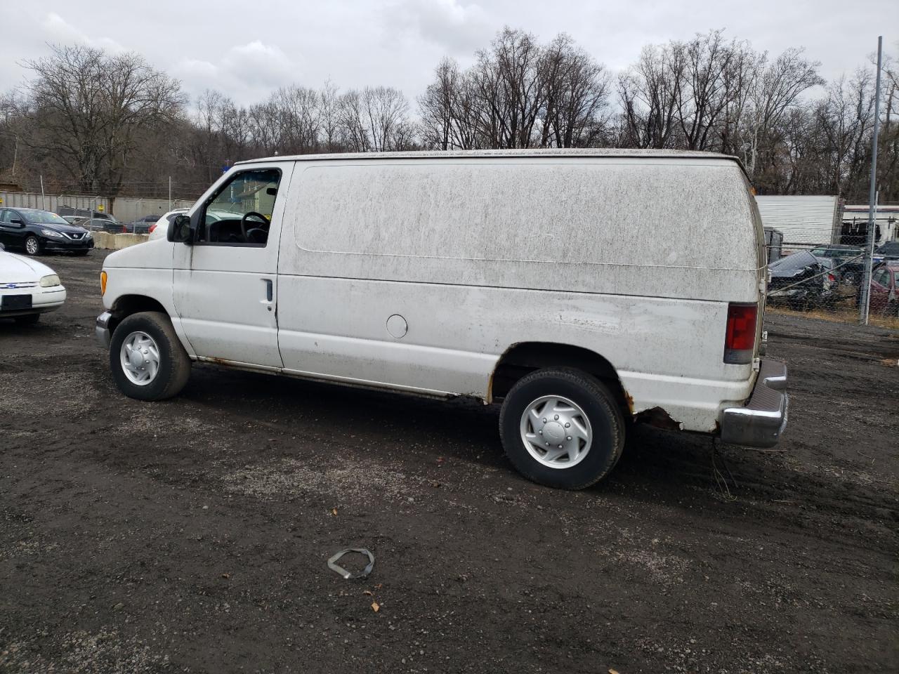 Image 2 of 2002 FORD ECONOLINE E250 VAN 2002 with VIN 1FTNE24272HA34682