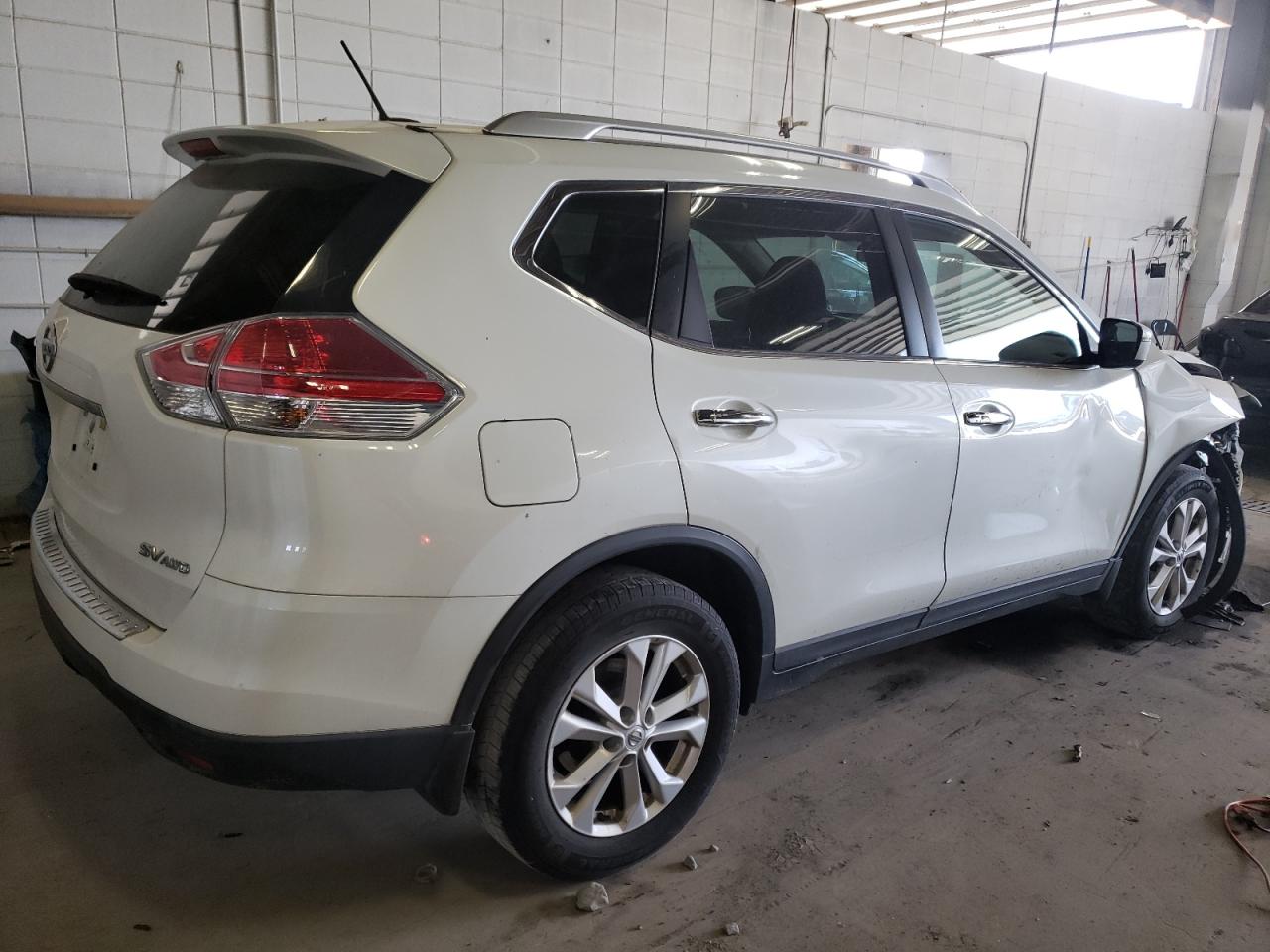 Image 3 of 2016 NISSAN ROGUE S 2016 with VIN KNMAT2MV5GP721087