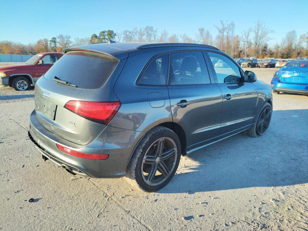 Image 3 of 2014 AUDI Q5 PREMIUM PLUS 2014 with VIN WA1DGAFP9EA080966