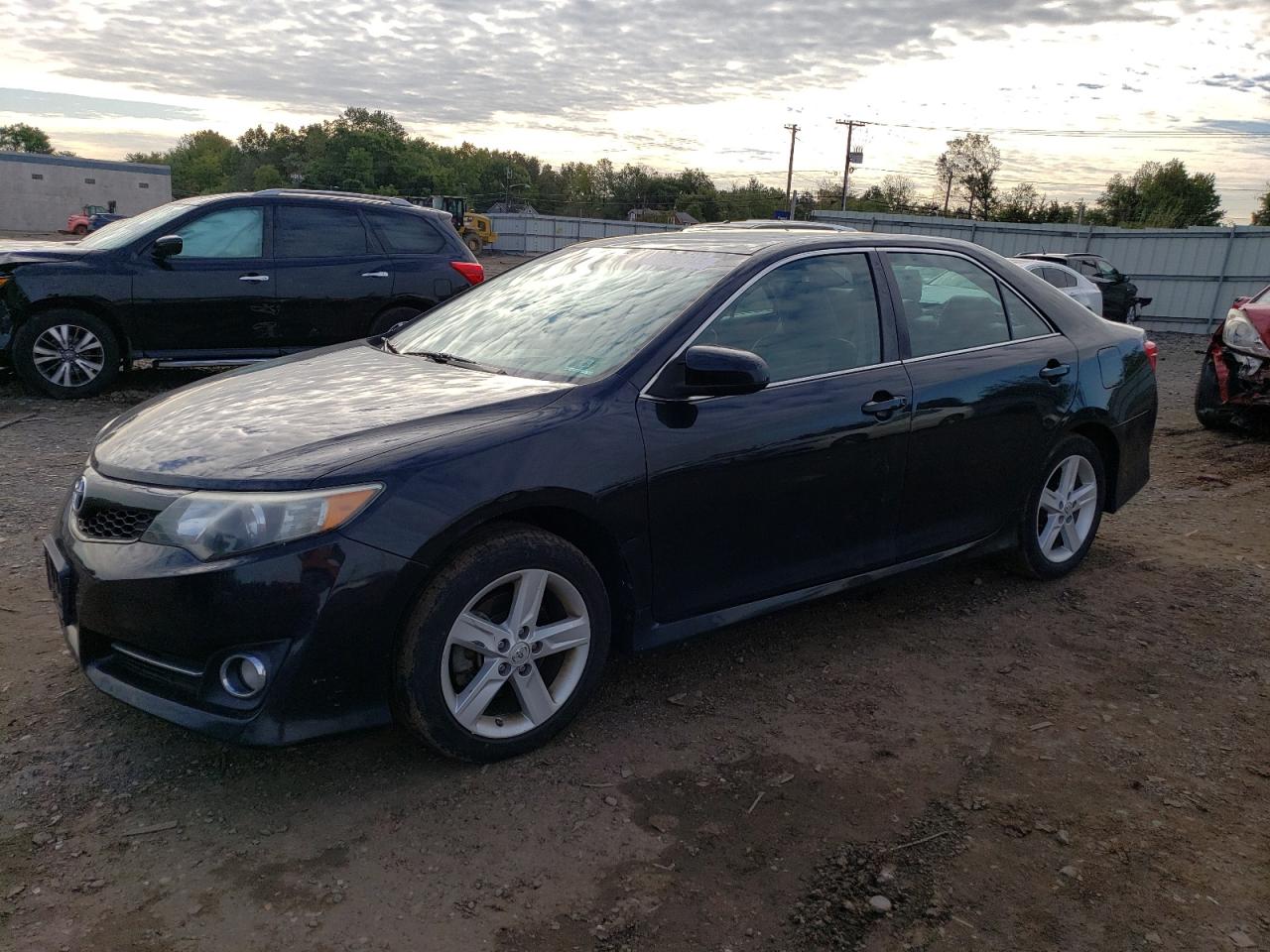 Obraz 1 z 2014 TOYOTA CAMRY L 2014 z VIN 4T1BF1FK8EU421093