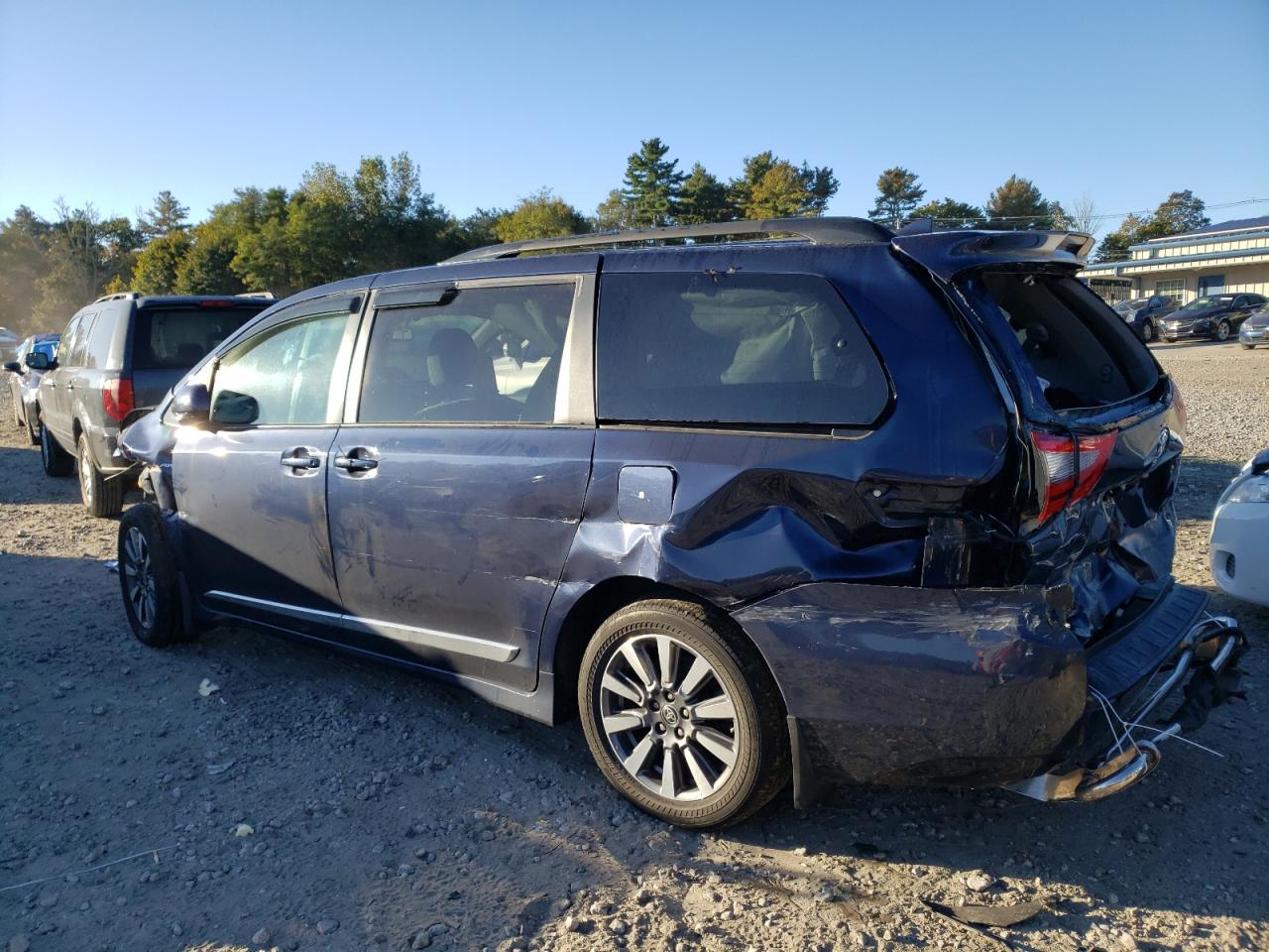 Image 2 of 2020 TOYOTA SIENNA LE 2020 with VIN 5TDJZ3DC2LS251426
