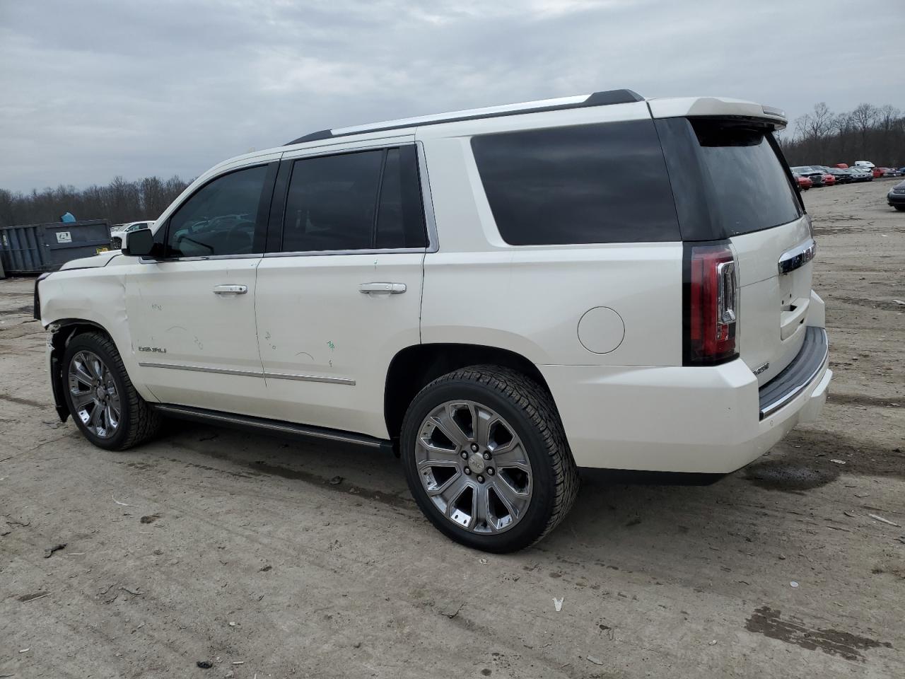 Obraz 2 z 2015 GMC YUKON DENALI 2015 z VIN 1GKS2CKJ0FR567523