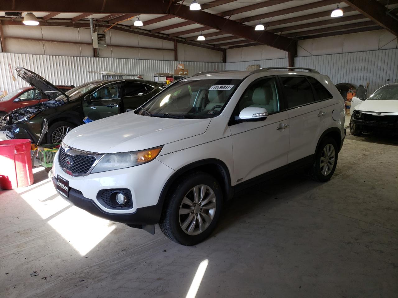 Image 1 of 2011 KIA SORENTO EX 2011 with VIN 5XYKUCA19BG063939