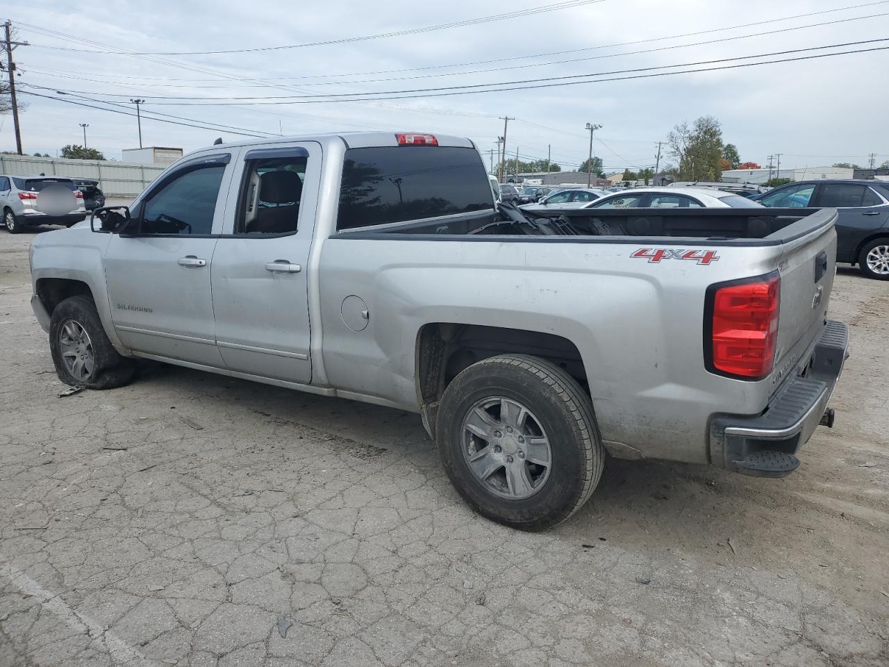 Obraz 2 z 2016 CHEVROLET SILVERADO K1500 LT 2016 z VIN 1GCVKREC5GZ199382