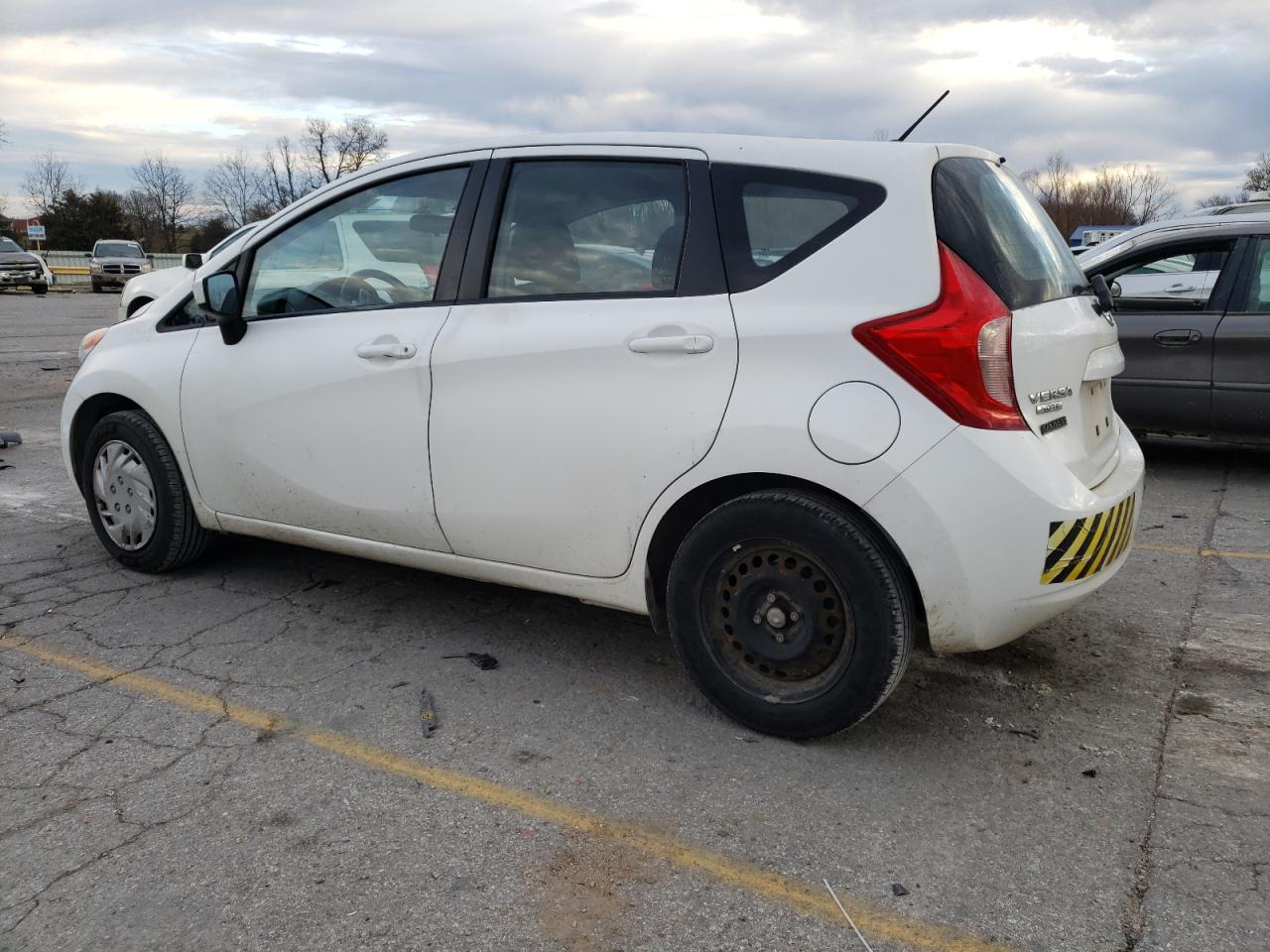 Obraz 2 z 2015 NISSAN VERSA NOTE S 2015 z VIN 3N1CE2CP3FL419705