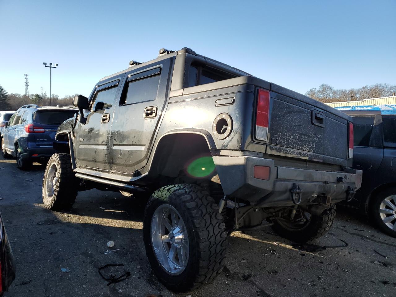 Image 2 of 2005 HUMMER H2 SUT  2005 with VIN 5GRGN22U25H112091