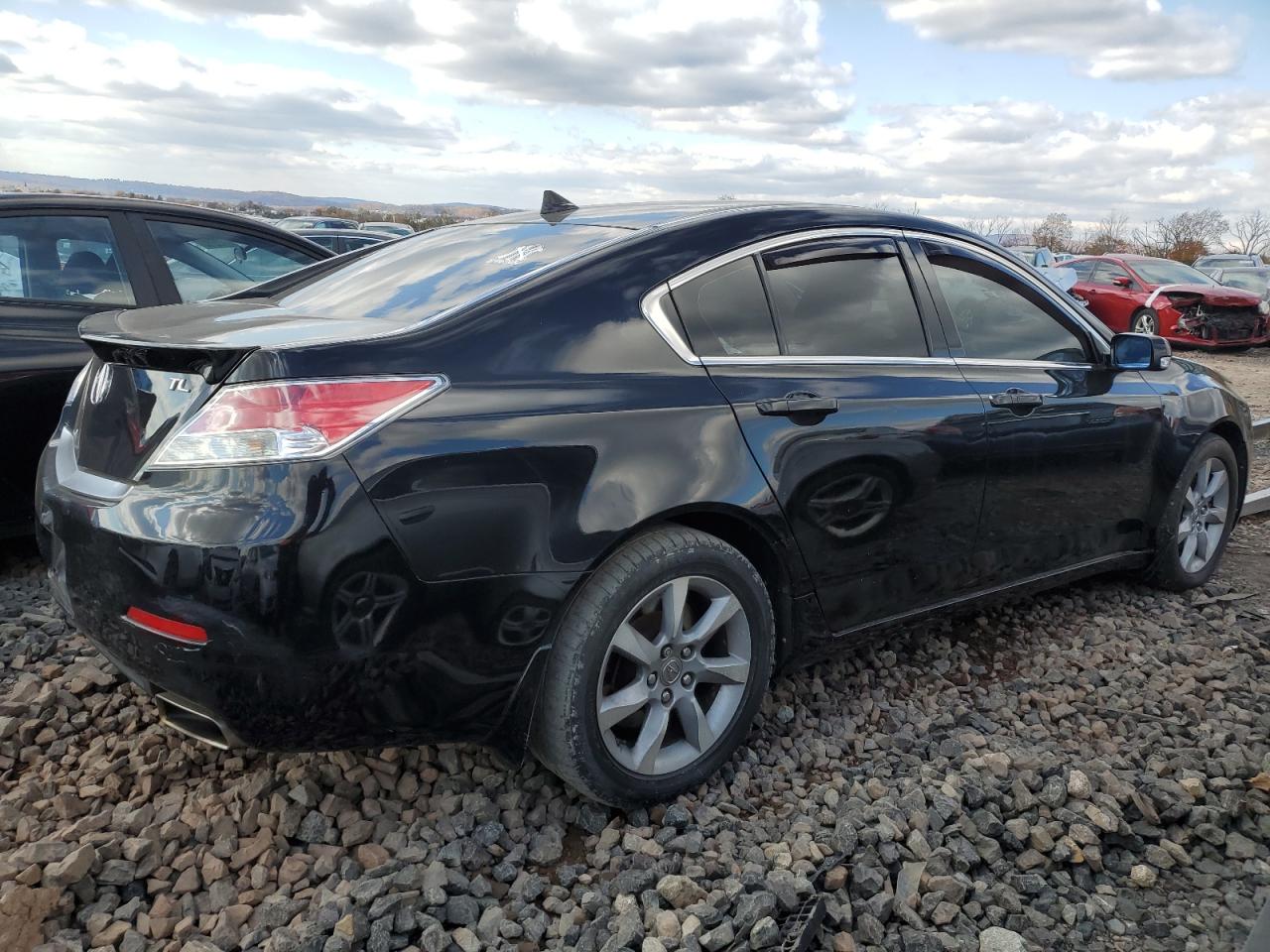 Obraz 3 z 2013 ACURA TL TECH 2013 z VIN 19UUA8F56DA000103