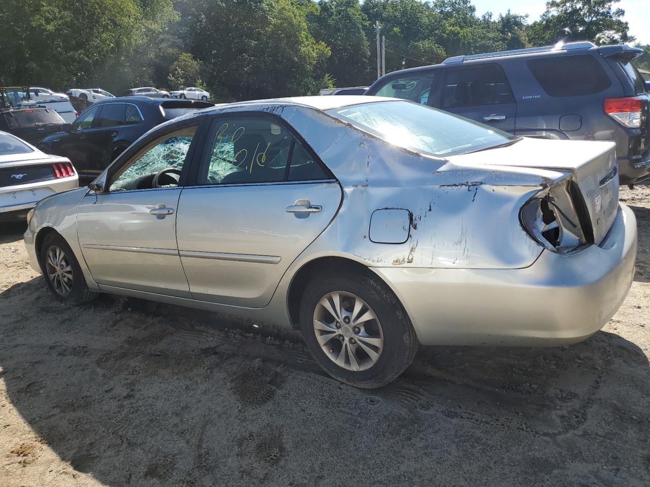 Obraz 2 z 2005 TOYOTA CAMRY LE 2005 z VIN 4T1BF30K95U110874