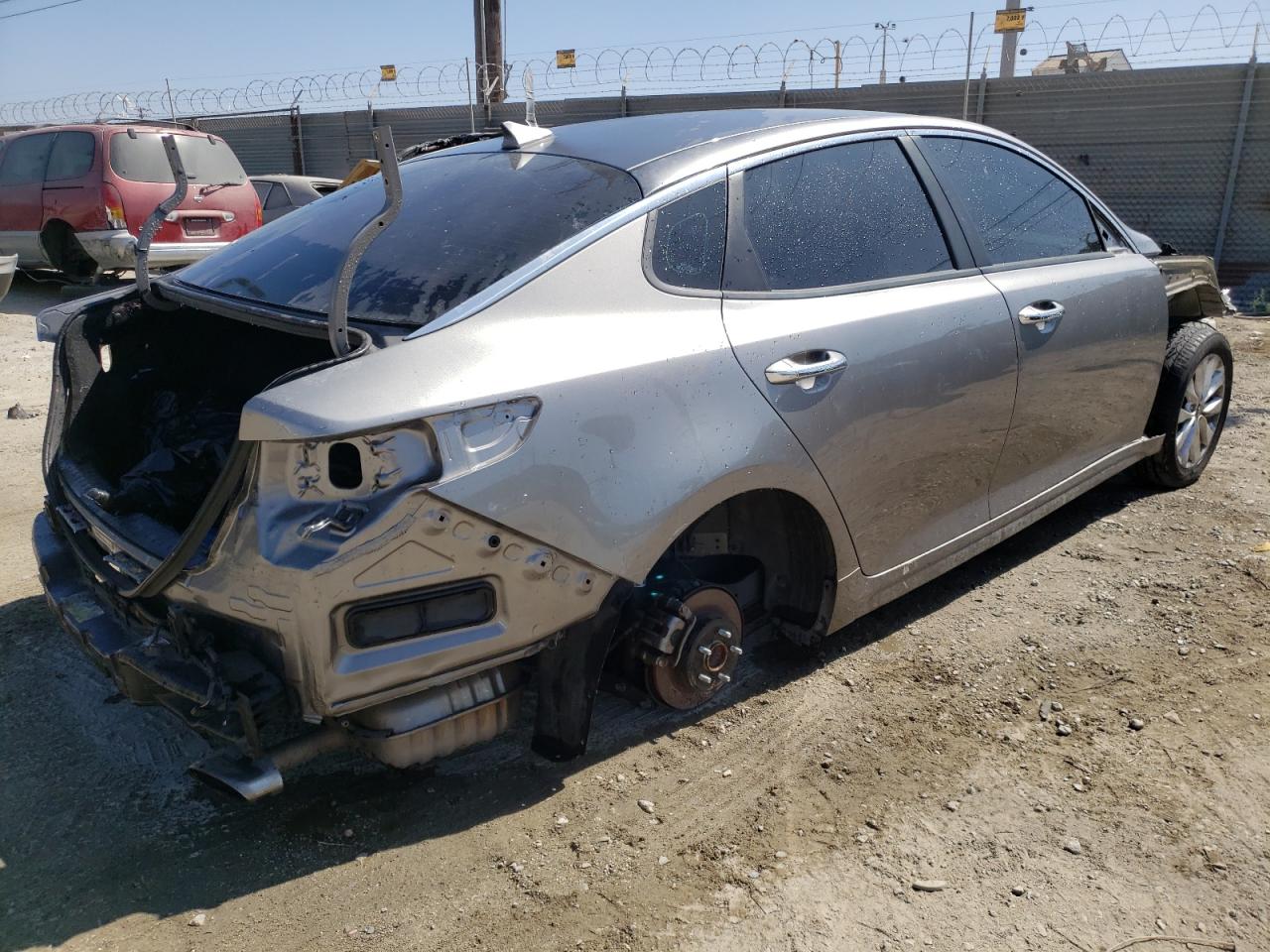 Image 3 of 2018 KIA OPTIMA LX 2018 with VIN 5XXGT4L3XJG260957