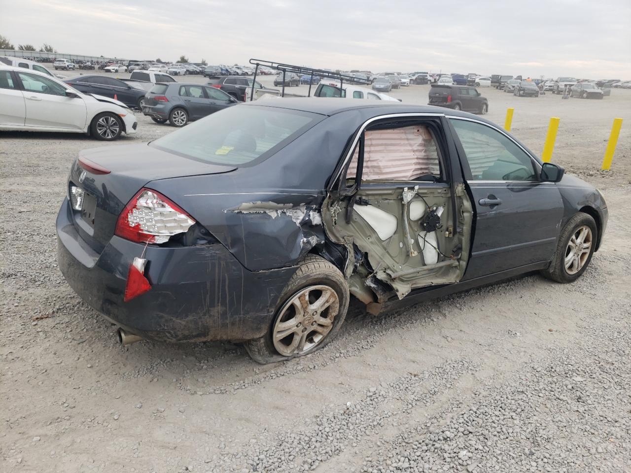 Изображение 3 2006 HONDA ACCORD SE 2006 с VIN 1HGCM56346A079029