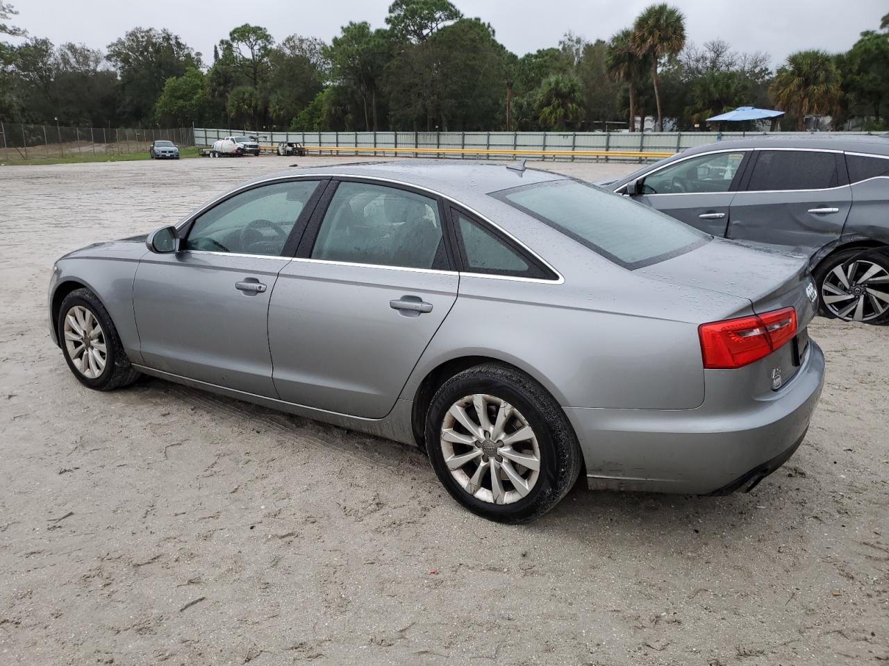 Image 2 of 2014 AUDI A6 PREMIUM 2014 with VIN WAUFFAFC1EN089312