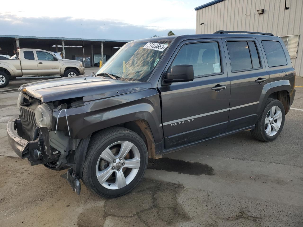 Obraz 1 z 2015 JEEP PATRIOT LATITUDE 2015 z VIN 1C4NJPFB8FD350157