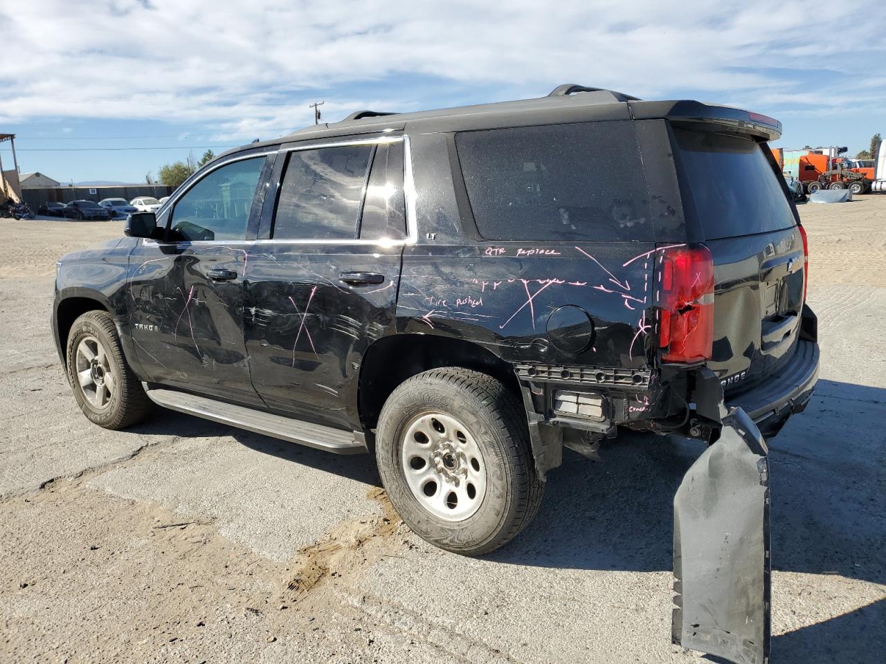 Image 2 of 2015 CHEVROLET TAHOE C1500 LT 2015 with VIN 1GNSCBKC3FR630853