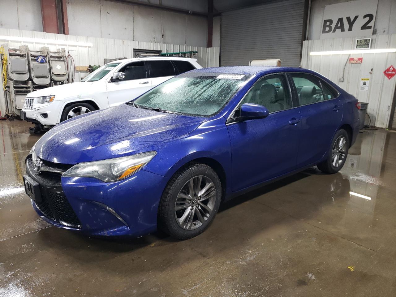 Obraz 1 z 2015 TOYOTA CAMRY LE 2015 z VIN 4T1BF1FK1FU878877