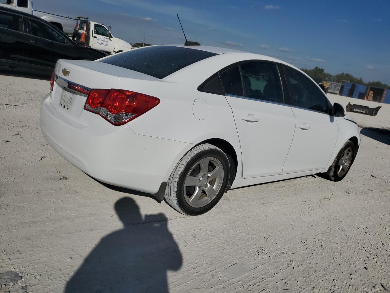 Obraz 3 z 2016 CHEVROLET CRUZE LIMITED LT 2016 z VIN 1G1PE5SB3G7195985
