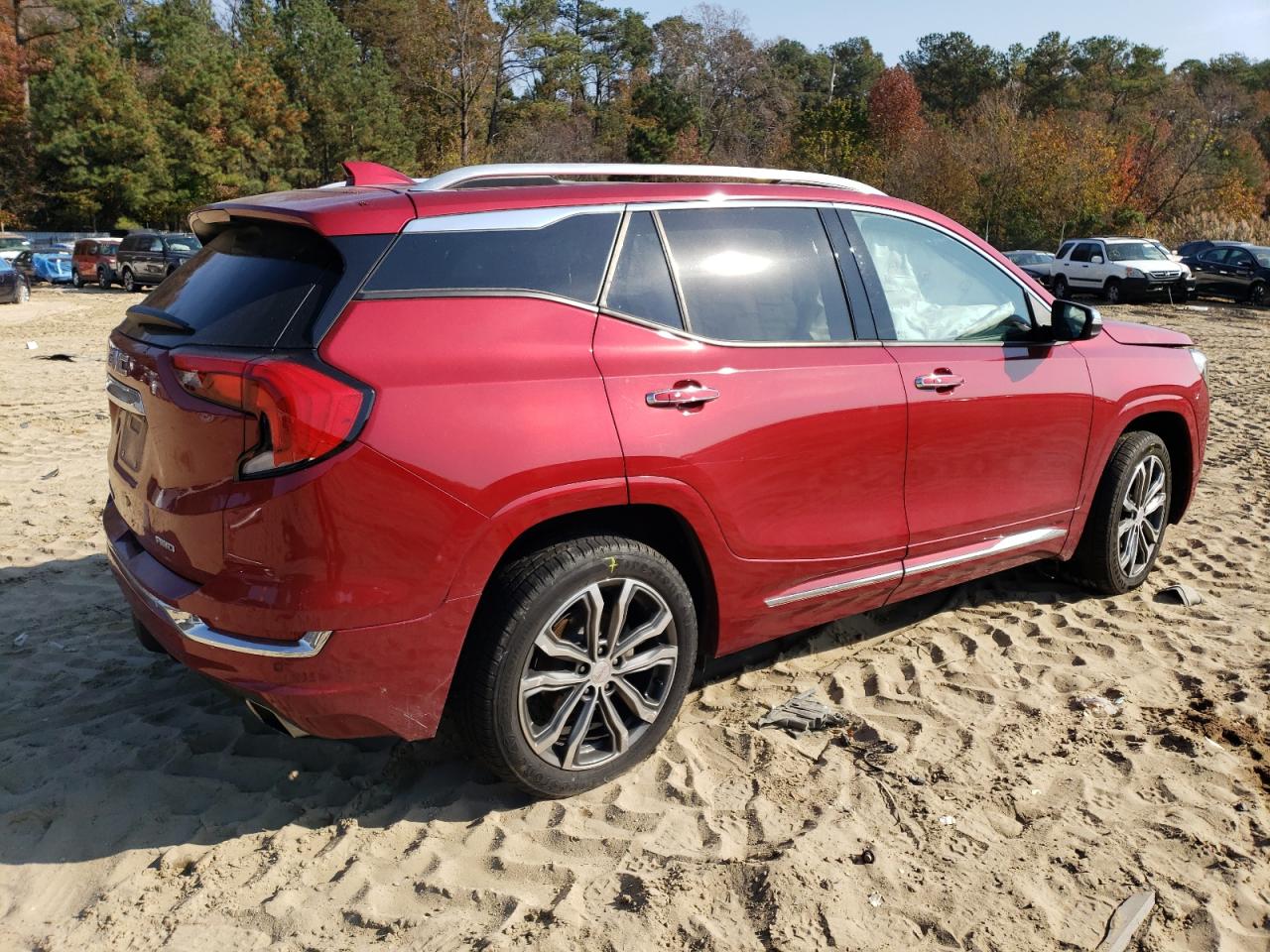Image 3 of 2019 GMC TERRAIN DENALI 2019 with VIN 3GKALXEX5KL206323