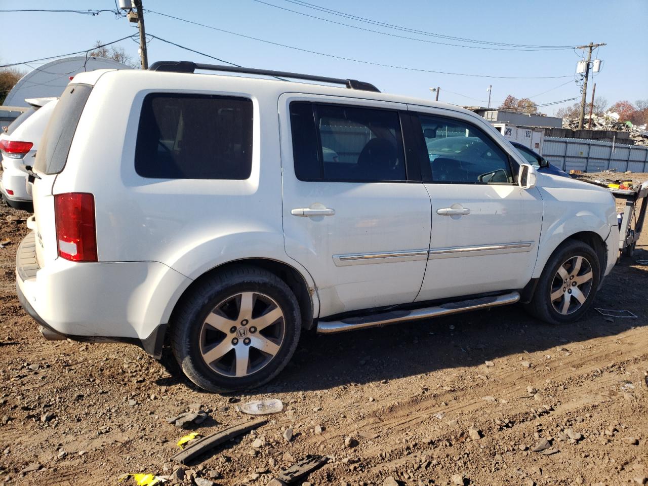 Изображение 3 2012 HONDA PILOT TOURING 2012 с VIN 5FNYF4H95CB065587