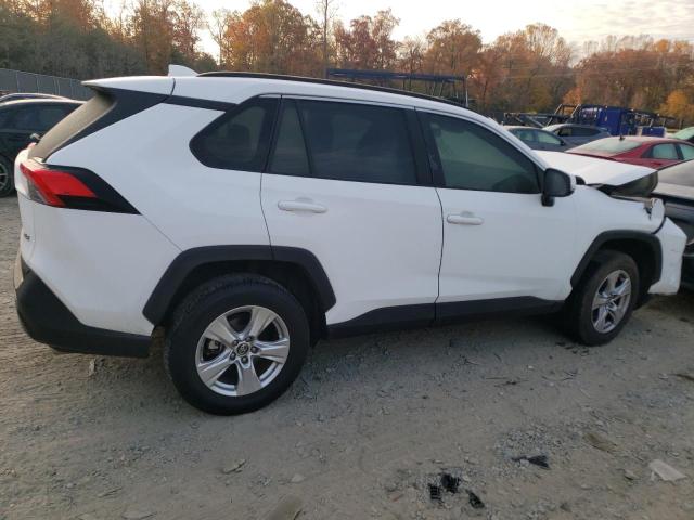 Image 3 of 2019 TOYOTA RAV4 XLE 2019 with VIN 2T3W1RFV5KW004736