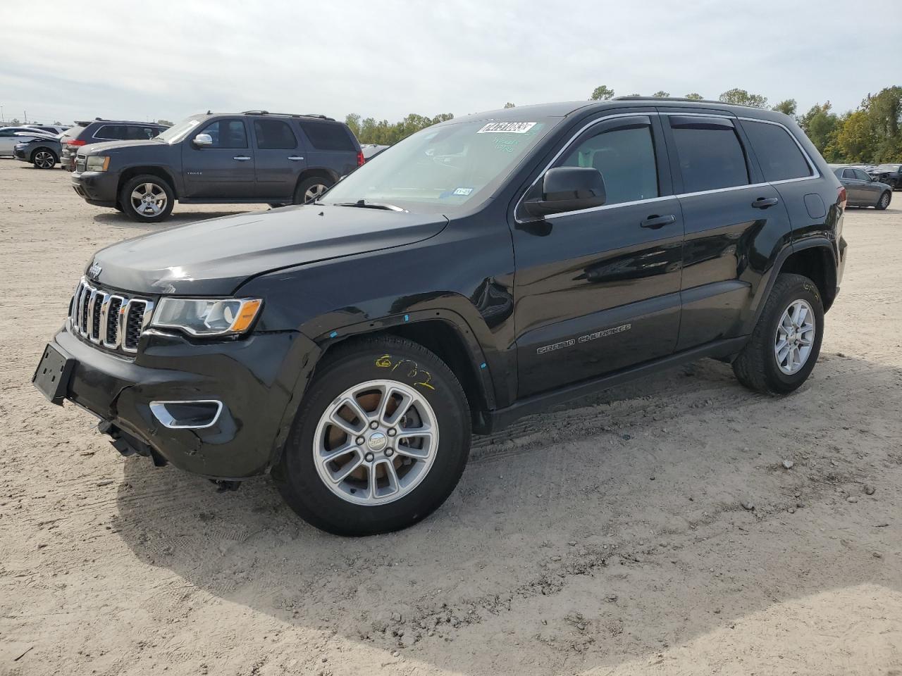 Изображение 2020 JEEP GRAND CHEROKEE LAREDO 2020