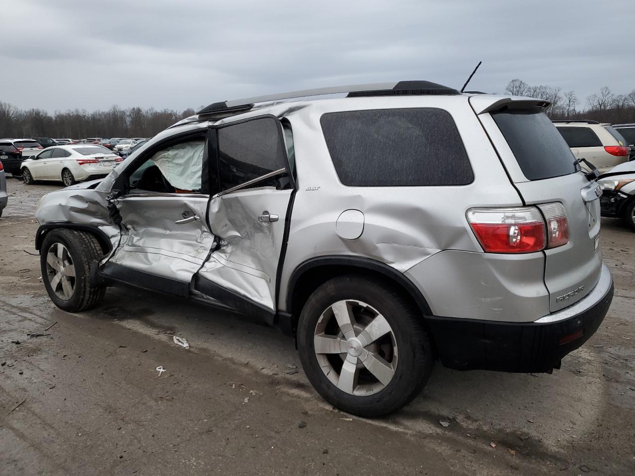 Image 2 of 2010 GMC ACADIA SLT-1 2010 with VIN 1GKLVMED8AJ153338
