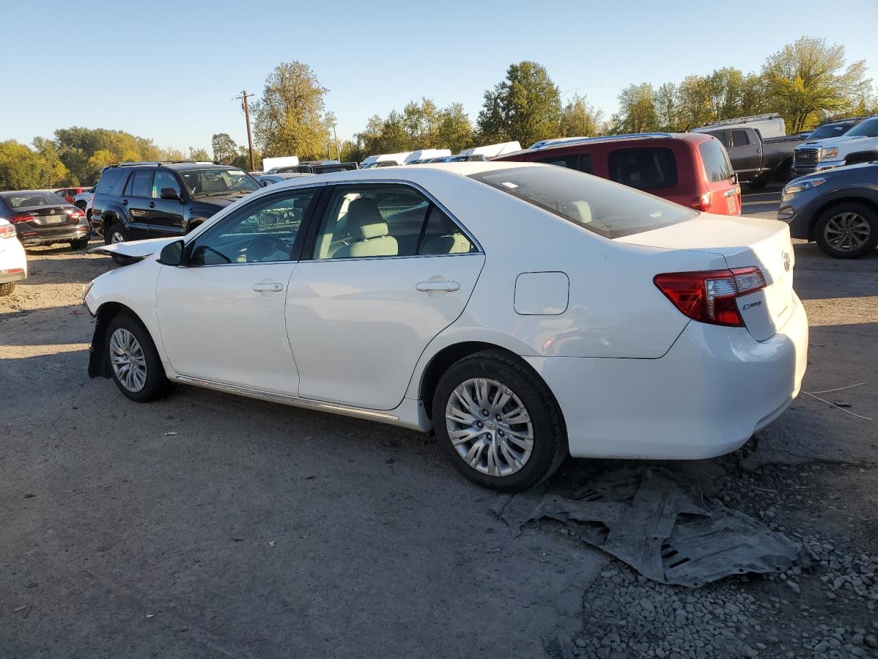 Image 2 of 2014 TOYOTA CAMRY L 2014 with VIN 4T4BF1FK2ER363441
