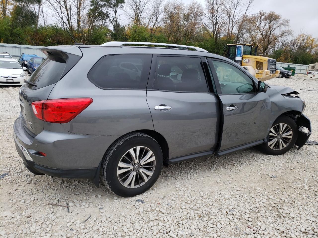 Image 3 of 2018 NISSAN PATHFINDER S 2018 with VIN 5N1DR2MM2JC662142