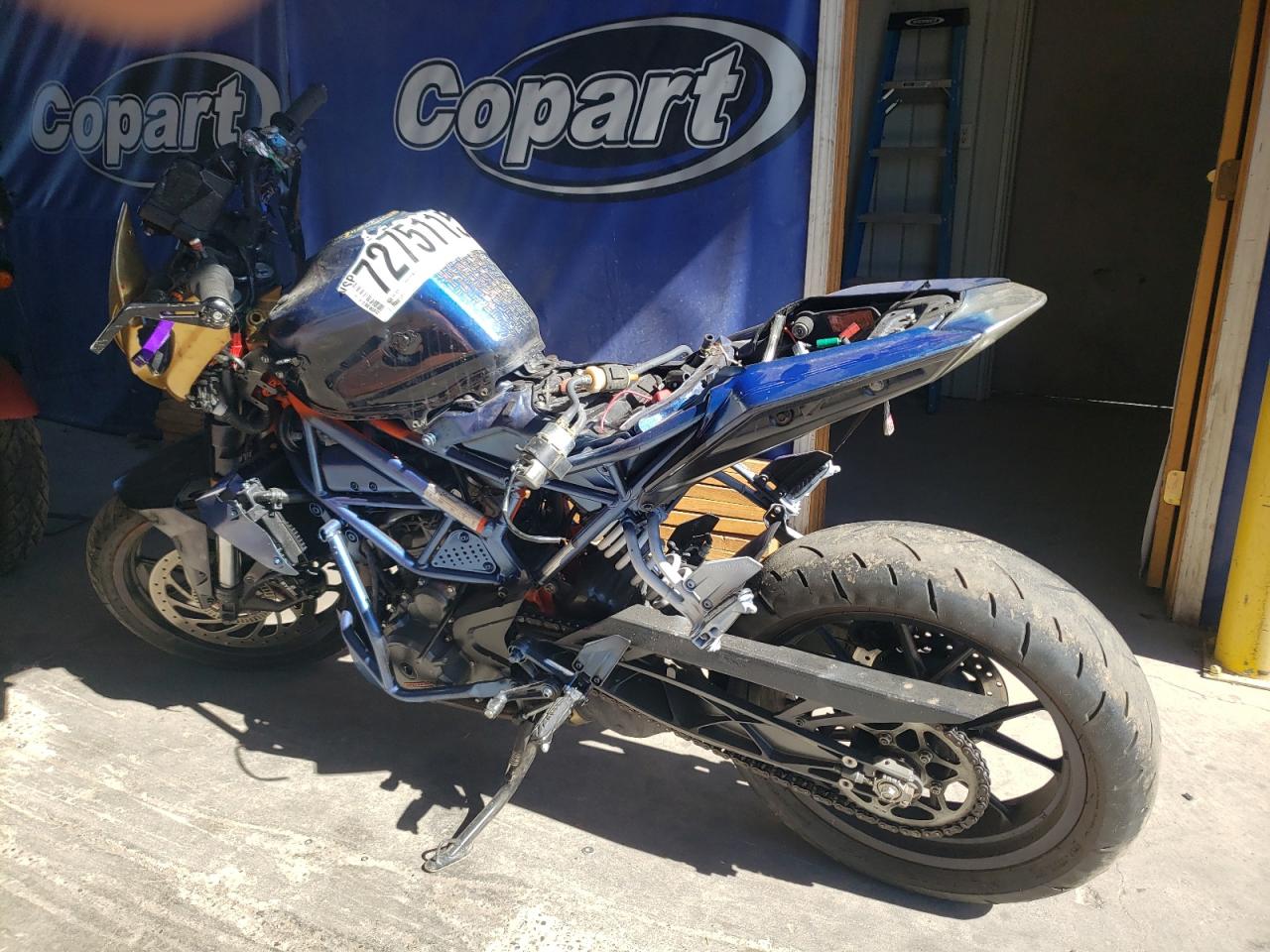 Изображение 3 2021 KTM 390 DUKE 2021 с VIN MD2JPJ408MC267496