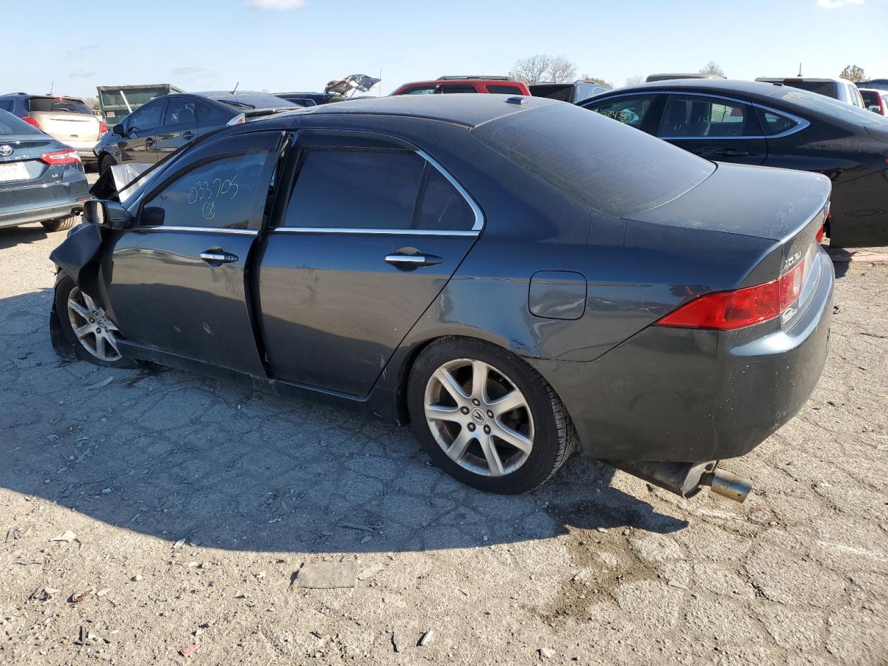 Image 2 of 2005 ACURA TSX  2005 with VIN JH4CL96805C033705