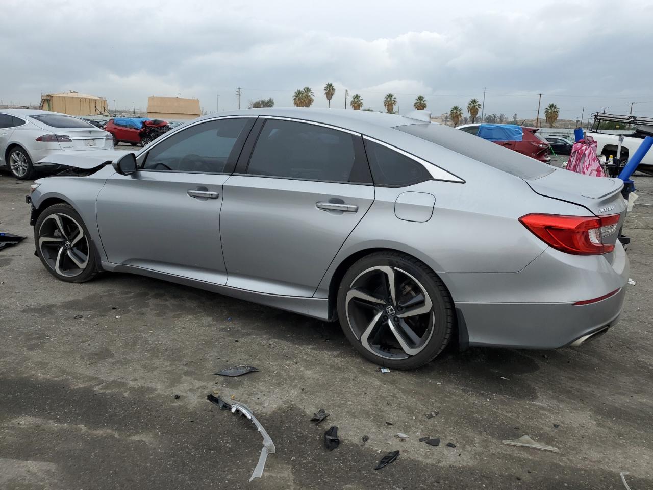 Изображение 2 2018 HONDA ACCORD SPORT 2018 с VIN 1HGCV1F36JA018392