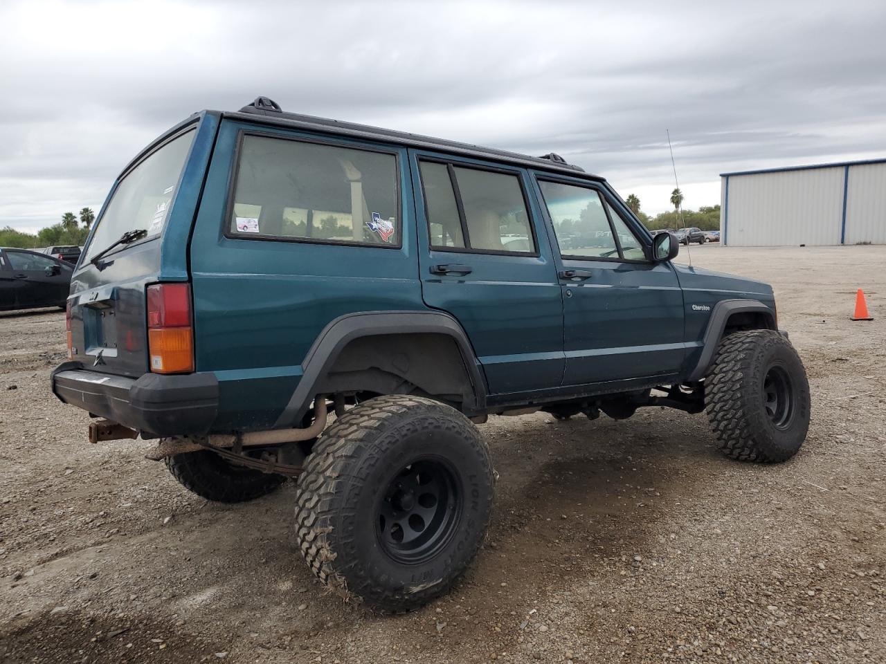 Image 3 of 1995 JEEP CHEROKEE SE 1995 with VIN 1J4FT28S5SL504770