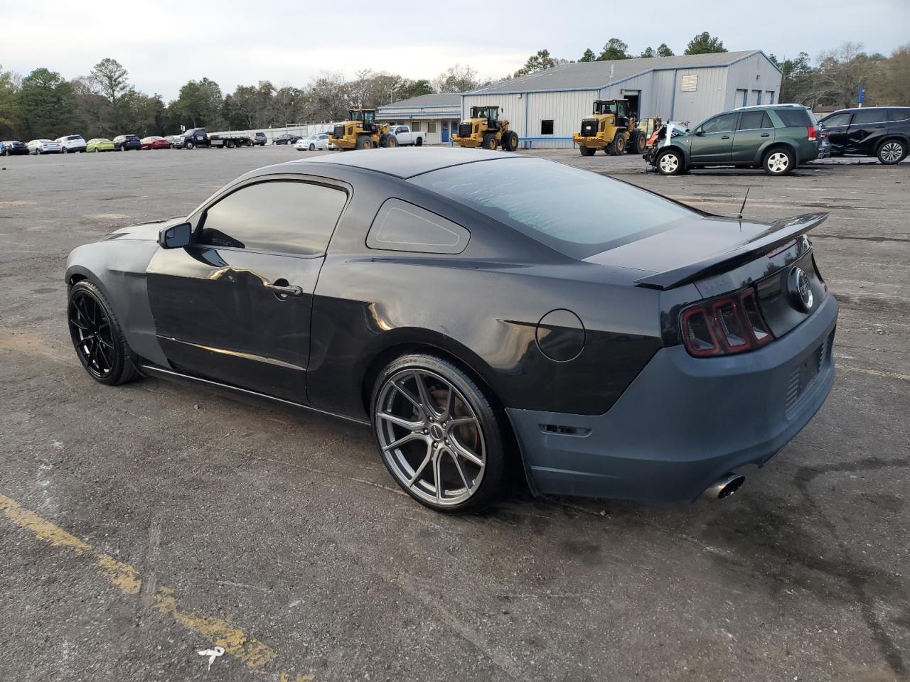 Изображение 2 2013 FORD MUSTANG GT 2013 с VIN 1ZVBP8CF3D5200735