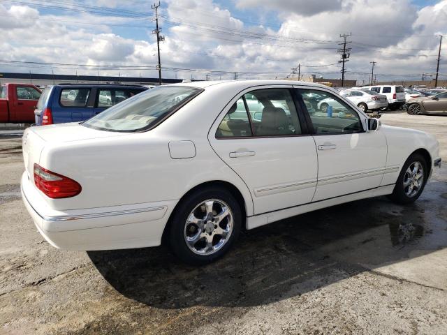 Obraz 3 z 2002 MERCEDES-BENZ E 320 2002 z VIN WDBJF65J62B488951