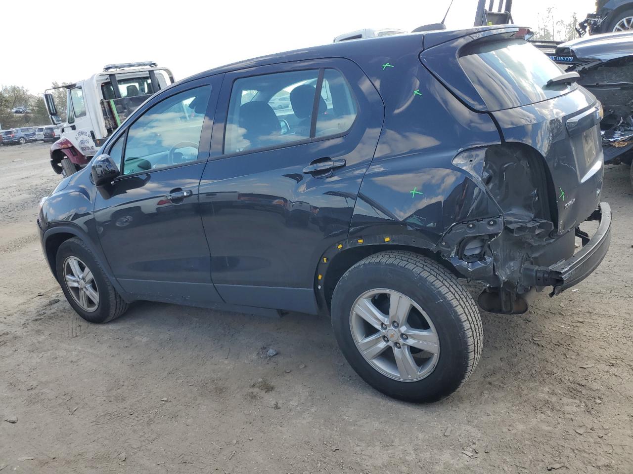 Image 2 of 2020 CHEVROLET TRAX LS 2020 with VIN KL7CJKSB8LB057931