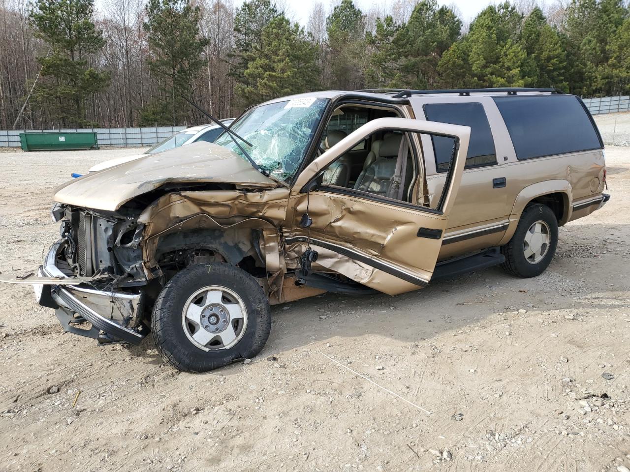 Изображение 1999 CHEVROLET SUBURBAN K1500 1999