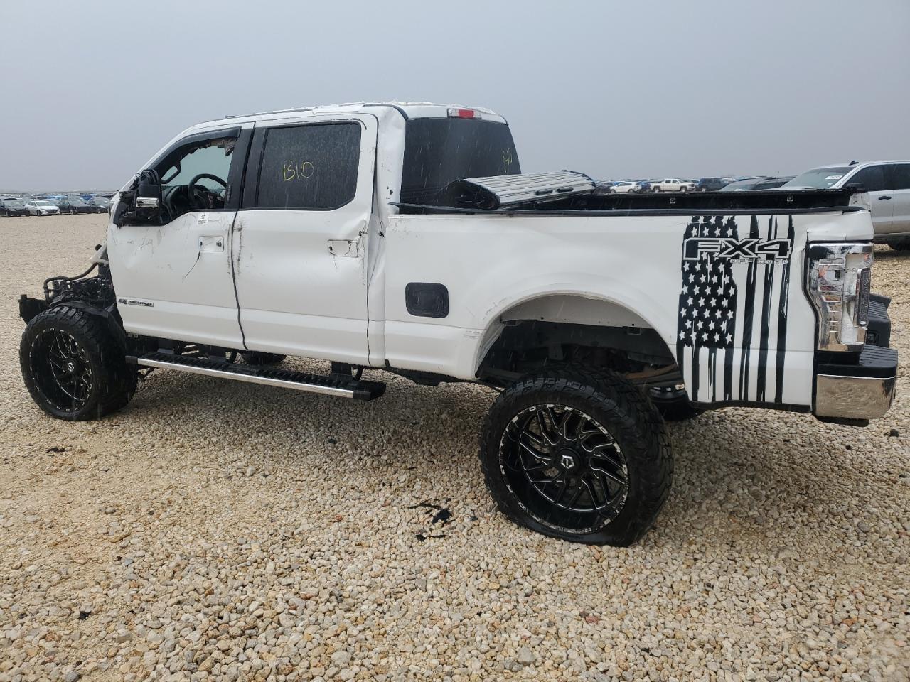 Obraz 2 z 2018 FORD F250 SUPER DUTY 2018 z VIN 1FT7W2BT6JEC97019