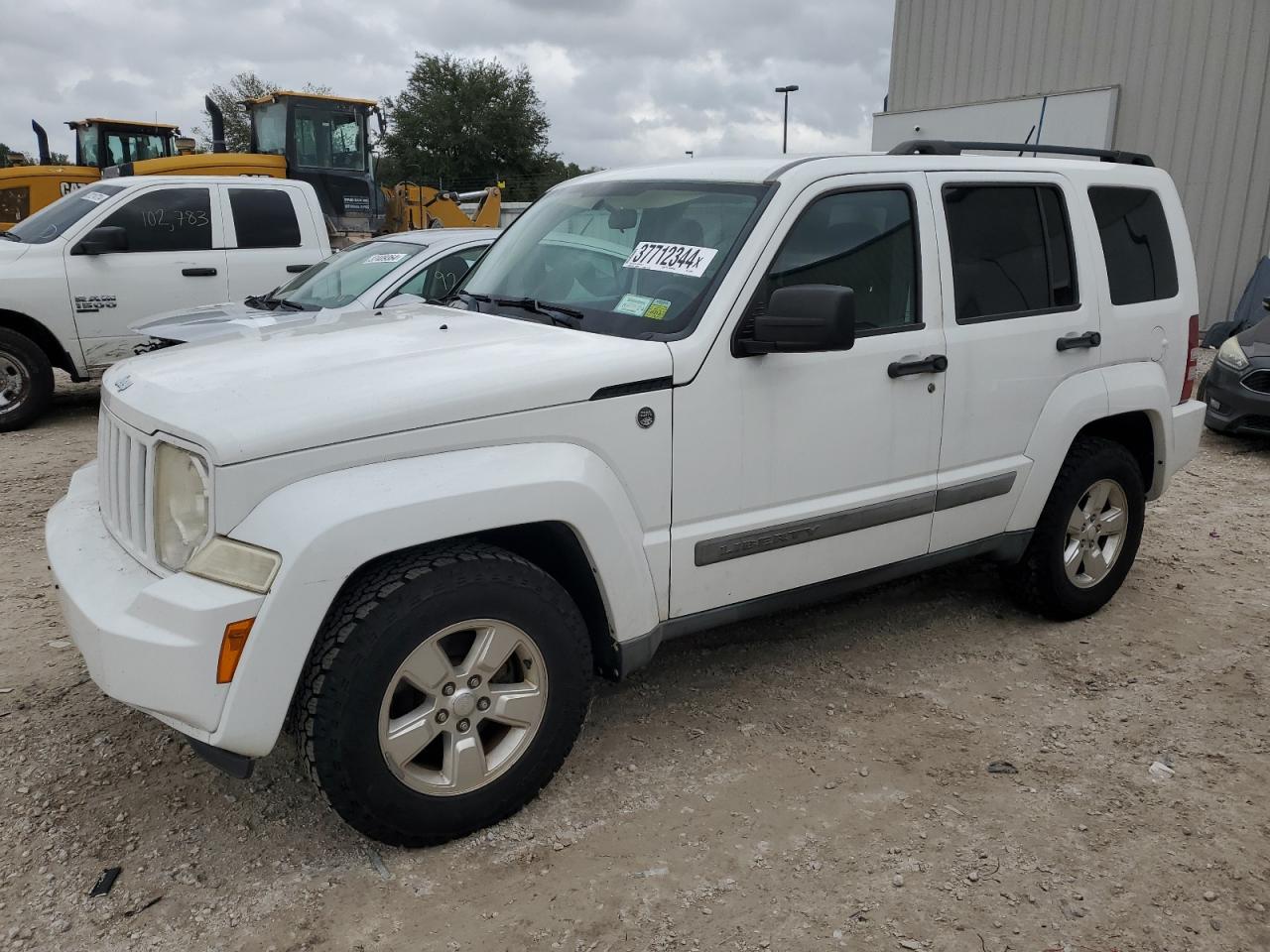 Obraz 2011 JEEP LIBERTY SPORT 2011
