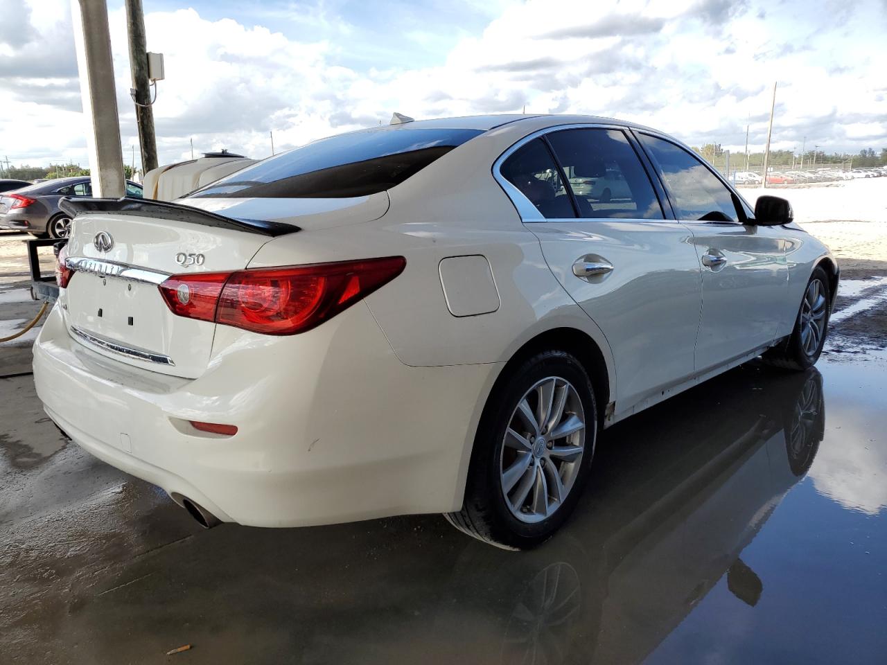 Изображение 3 2014 INFINITI Q50 BASE 2014 с VIN JN1BV7AR5EM688953