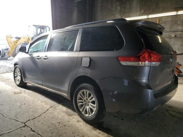 Obraz 2 z 2013 TOYOTA SIENNA XLE 2013 z VIN 5TDYK3DC6DS326052